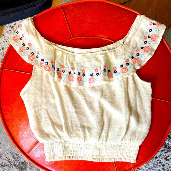 Off the shoulder crop top - Picture 1 of 4